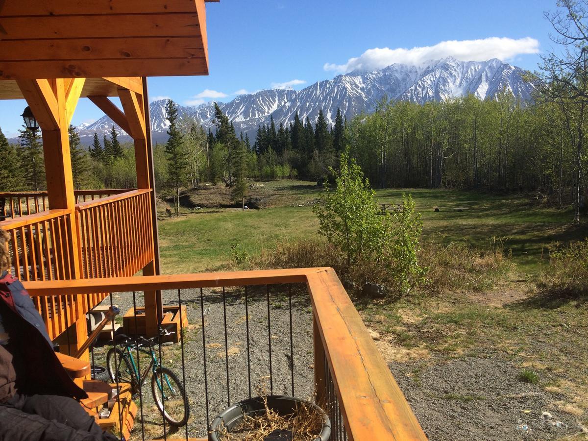 هاينز جانكشن Mount Logan Ecolodge المظهر الخارجي الصورة